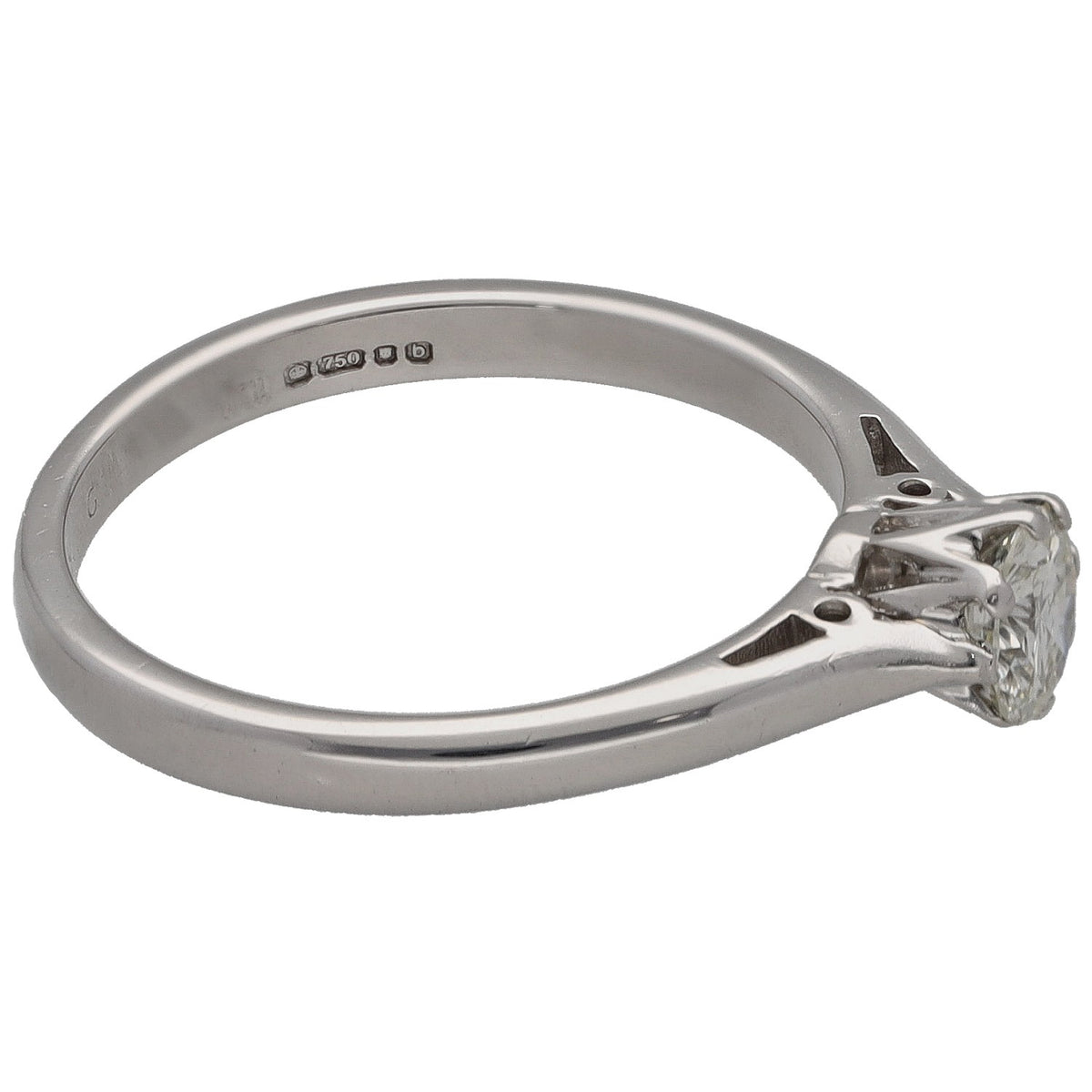 18ct white gold solitaire ring with round diamond center and split prongs