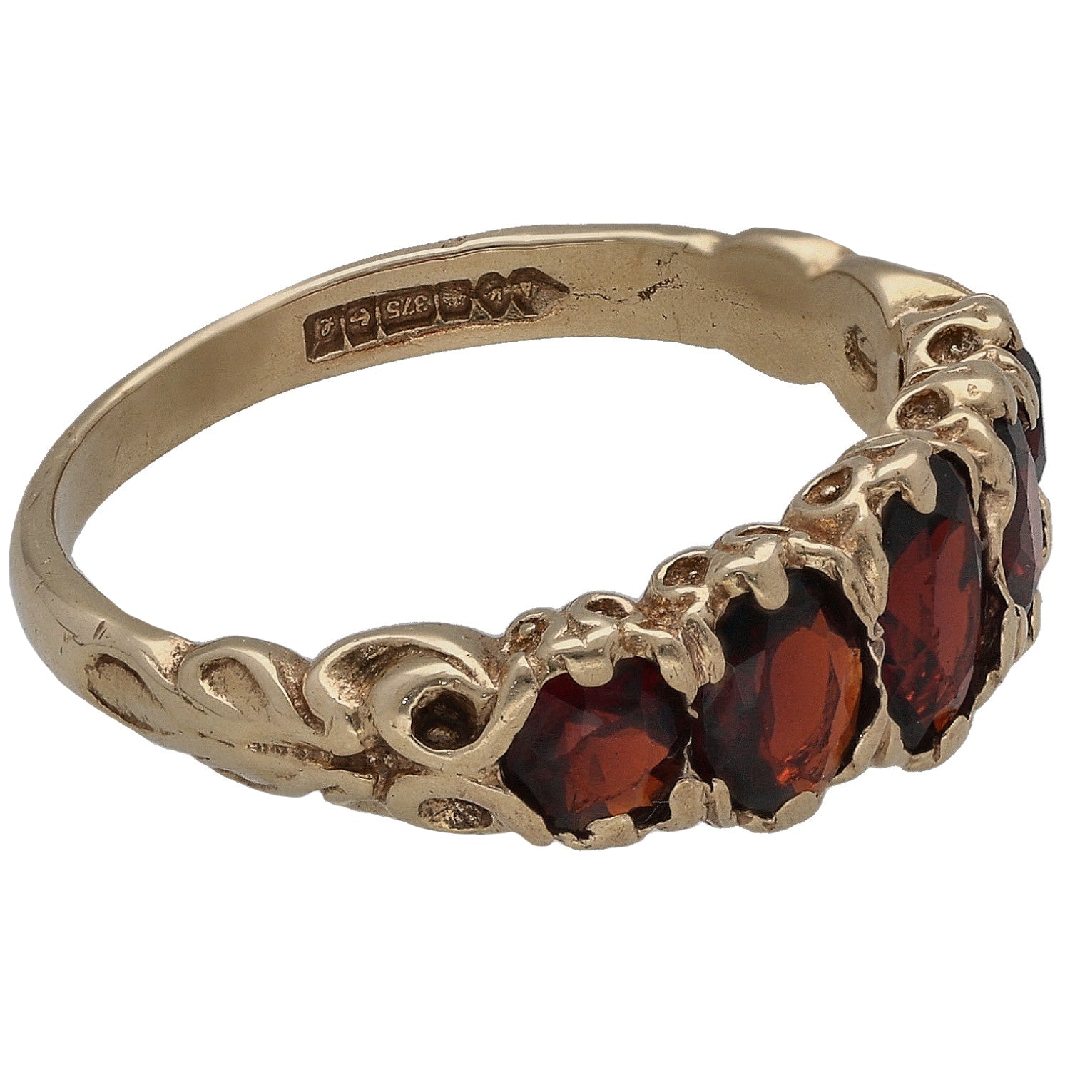 9ct gold garnet dress ring with dark red stones and engraved interior, size M