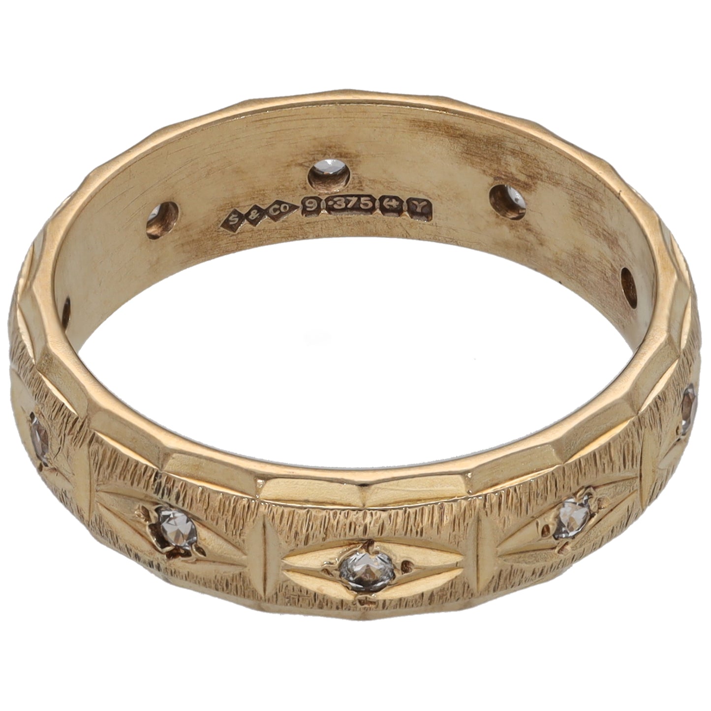 9ct Gold Cubic Zirconia Shaped Wedding Ring Size Q