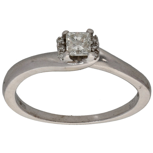 9ct White Gold 0.25ct Diamond Solitaire Ring With Accent Stones Size L