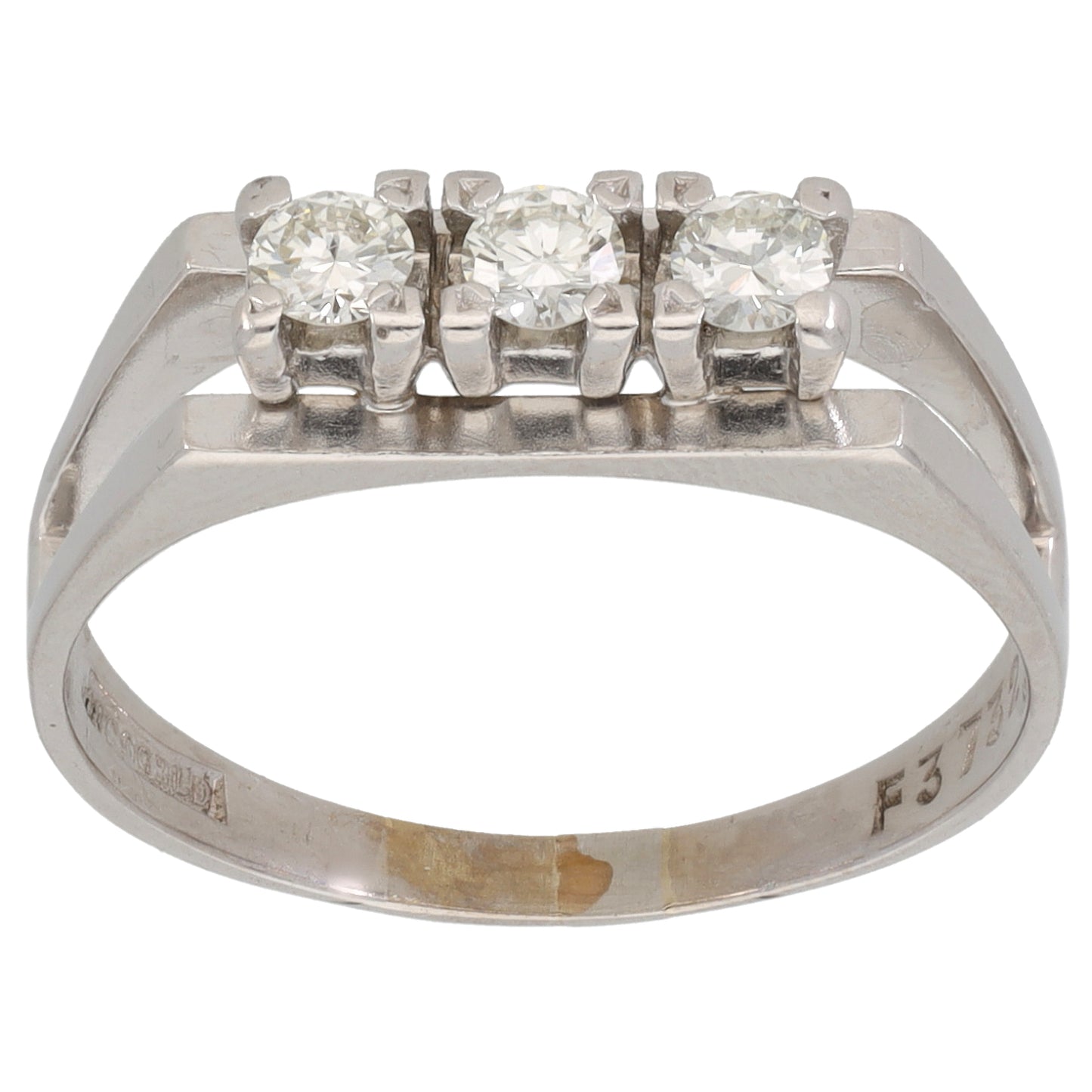18ct White Gold 0.30ct Diamond Trilogy Ring Size R