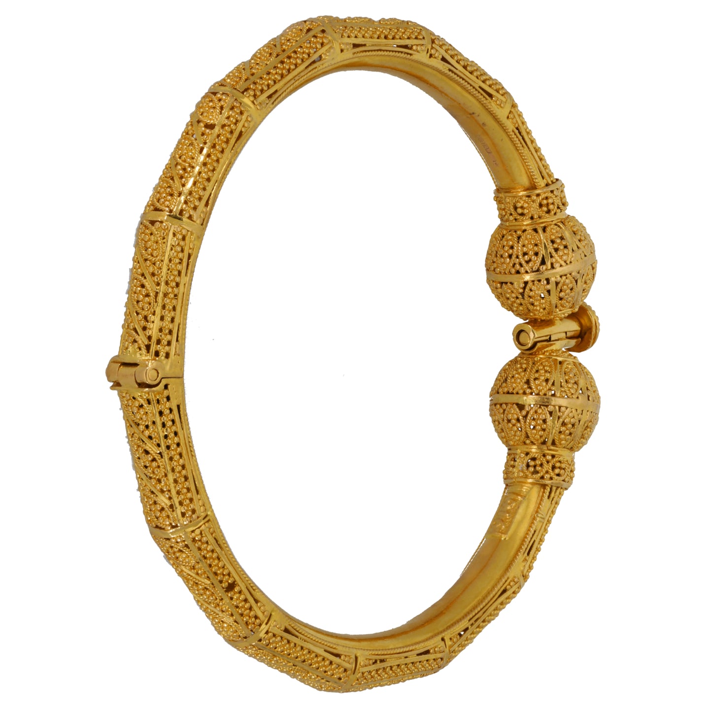 22ct Gold Alternative Bangle