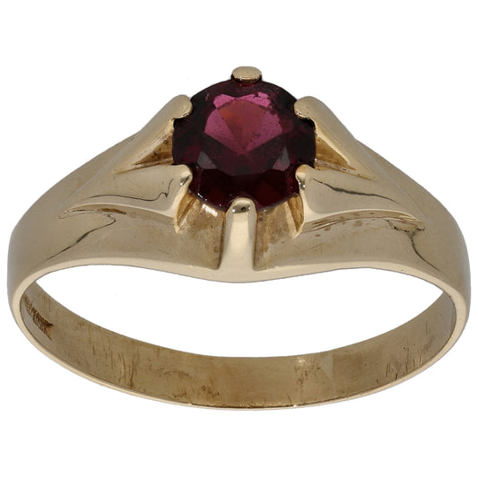 9ct Gold Garnet Single Stone Ring Size S