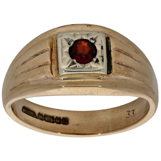 9ct Gold Garnet Single Stone Ring Size Q