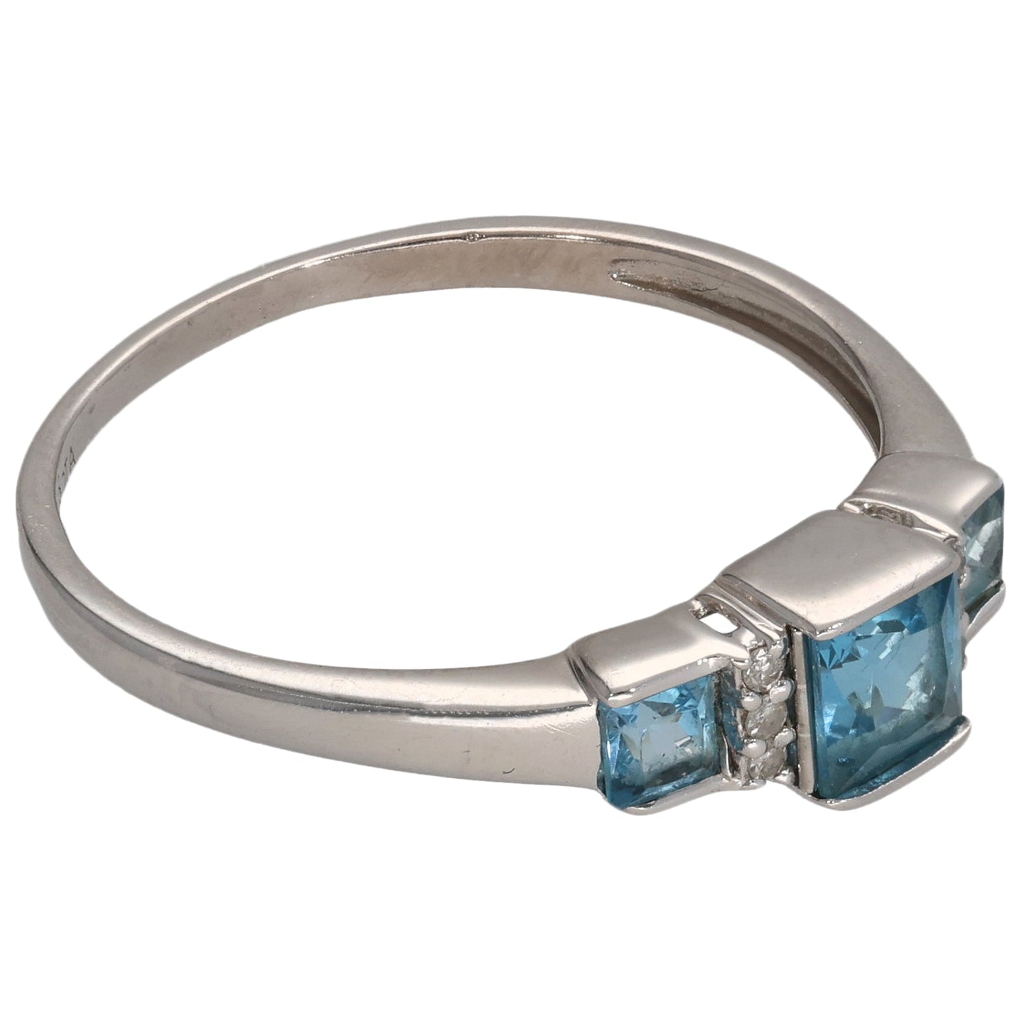 9ct White Gold Topaz & 0.06ct Diamond Dress/Cocktail Ring Size V