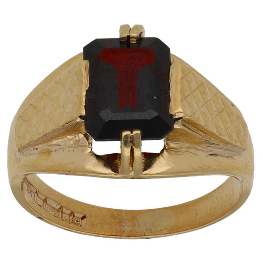 9ct Gold Garnet Single Stone Ring Size P