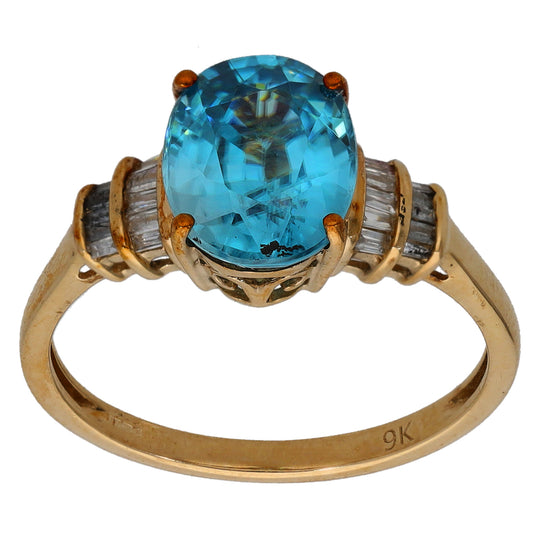 9ct Gold Square Zircon & 0.20ct Diamond Single Stone Ring With Accents Size O