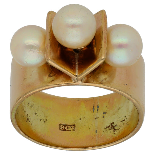 9ct Gold Cultured Pearl Trilogy Ring Size L