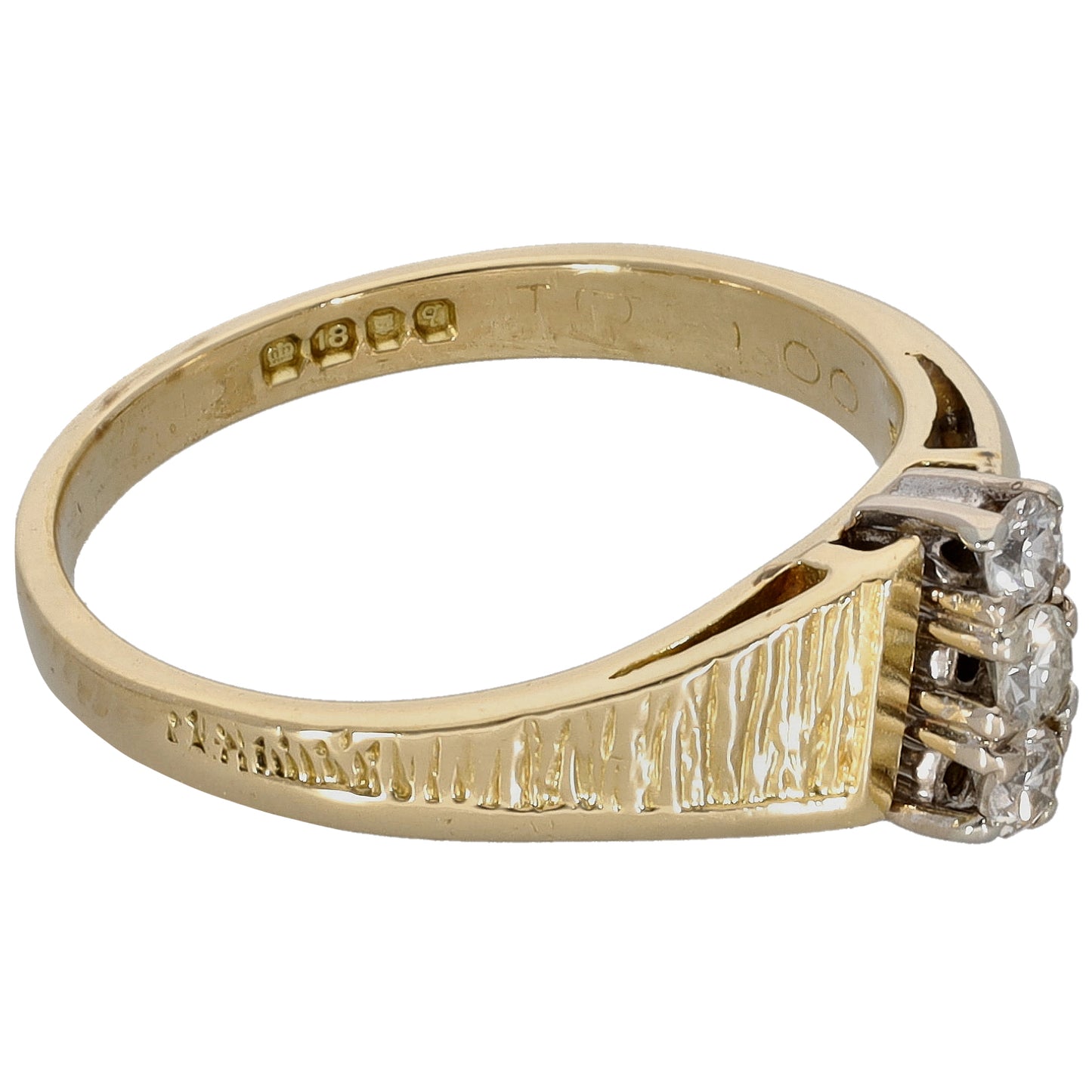 18ct Gold 0.15ct Diamond Three Stone Ring Size N