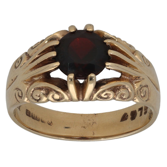 9ct Gold Garnet Single Stone Ring Size P