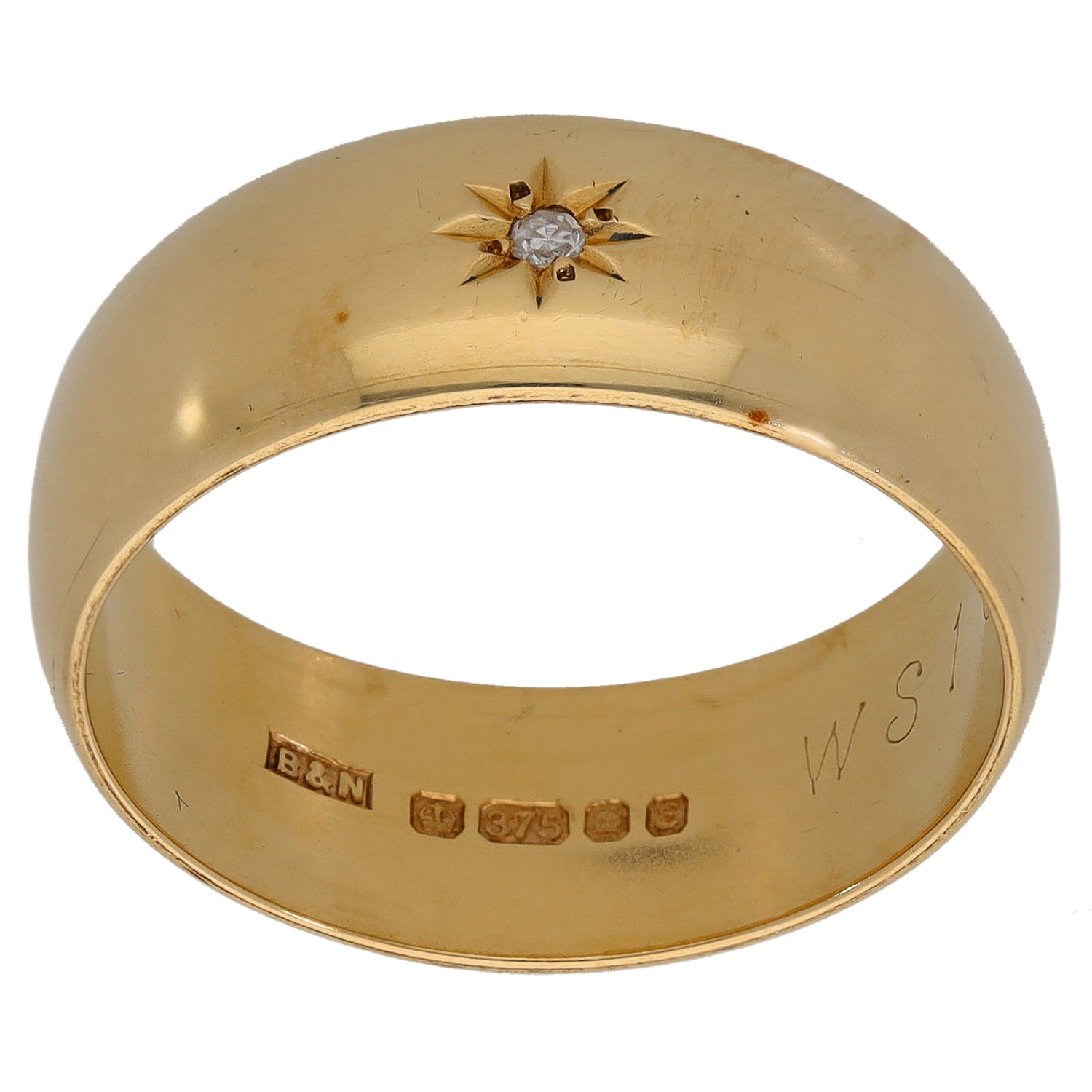 9ct yellow gold wedding band with round diamond top setting