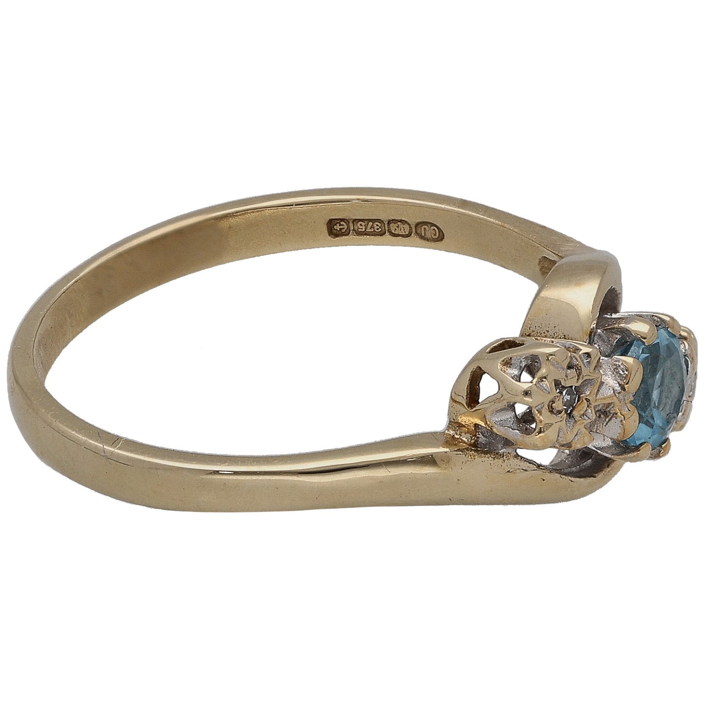 9ct Gold Topaz & 0.01ct Diamond Trilogy Ring Size O