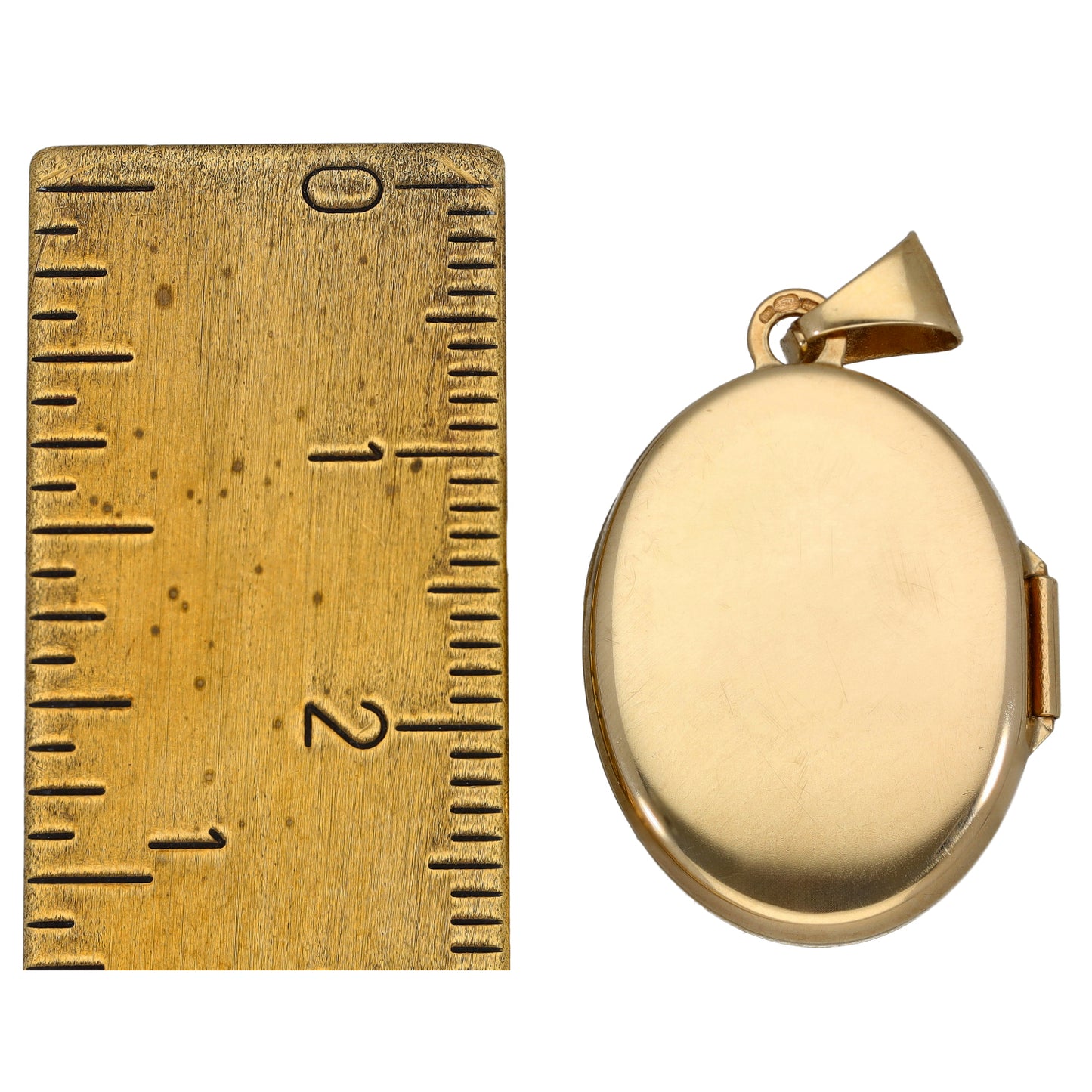 9ct Gold Patterned Locket Pendant