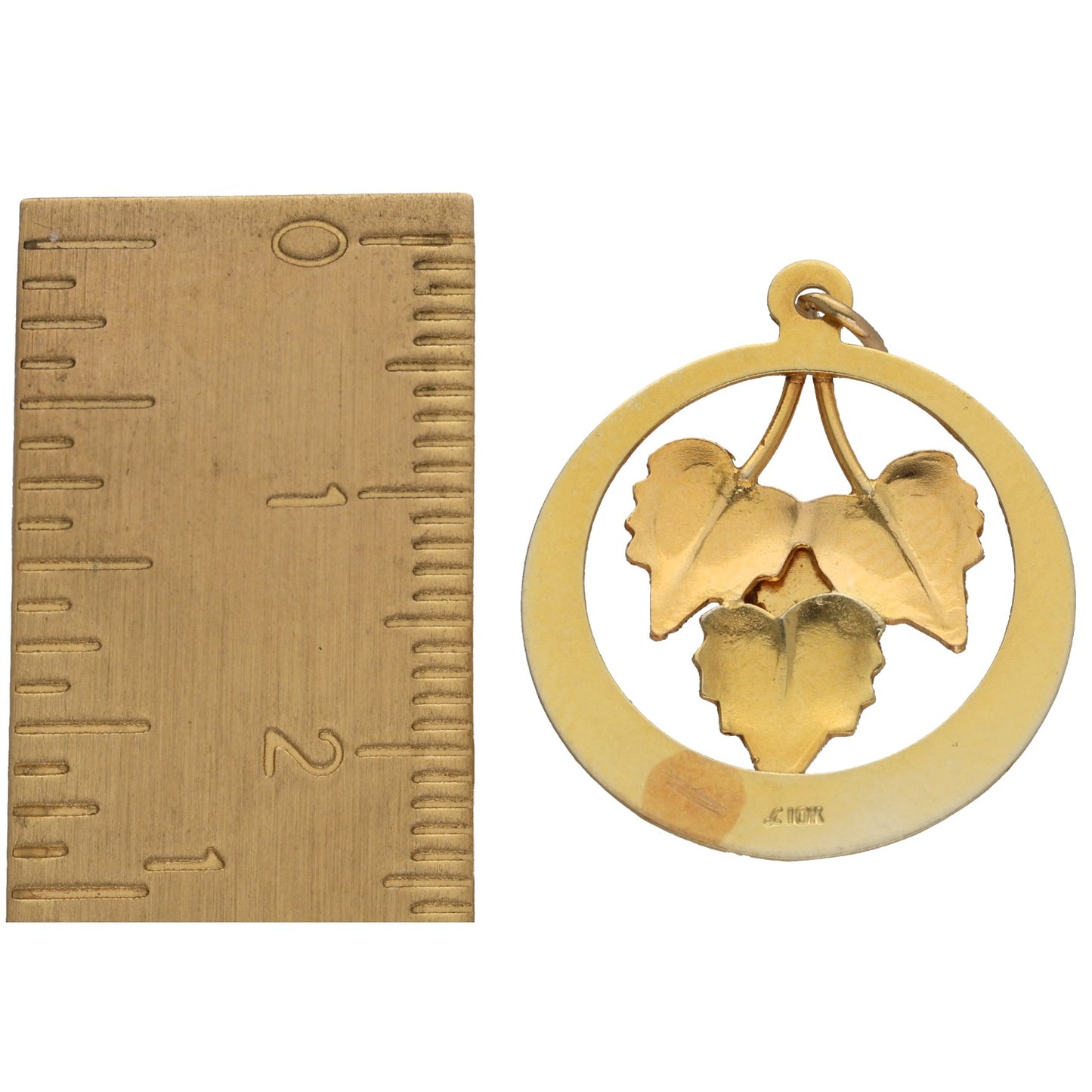 Bicolour gold circular pendant with bail, ornate cutout back; pearl side not shown