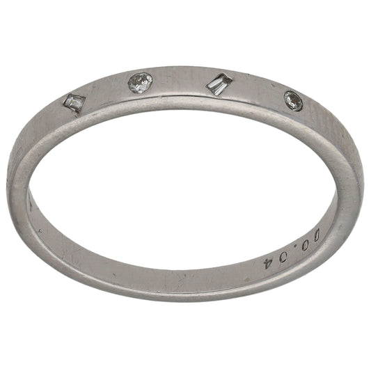 18ct White Gold 0.04ct Diamond Wedding Ring Size O