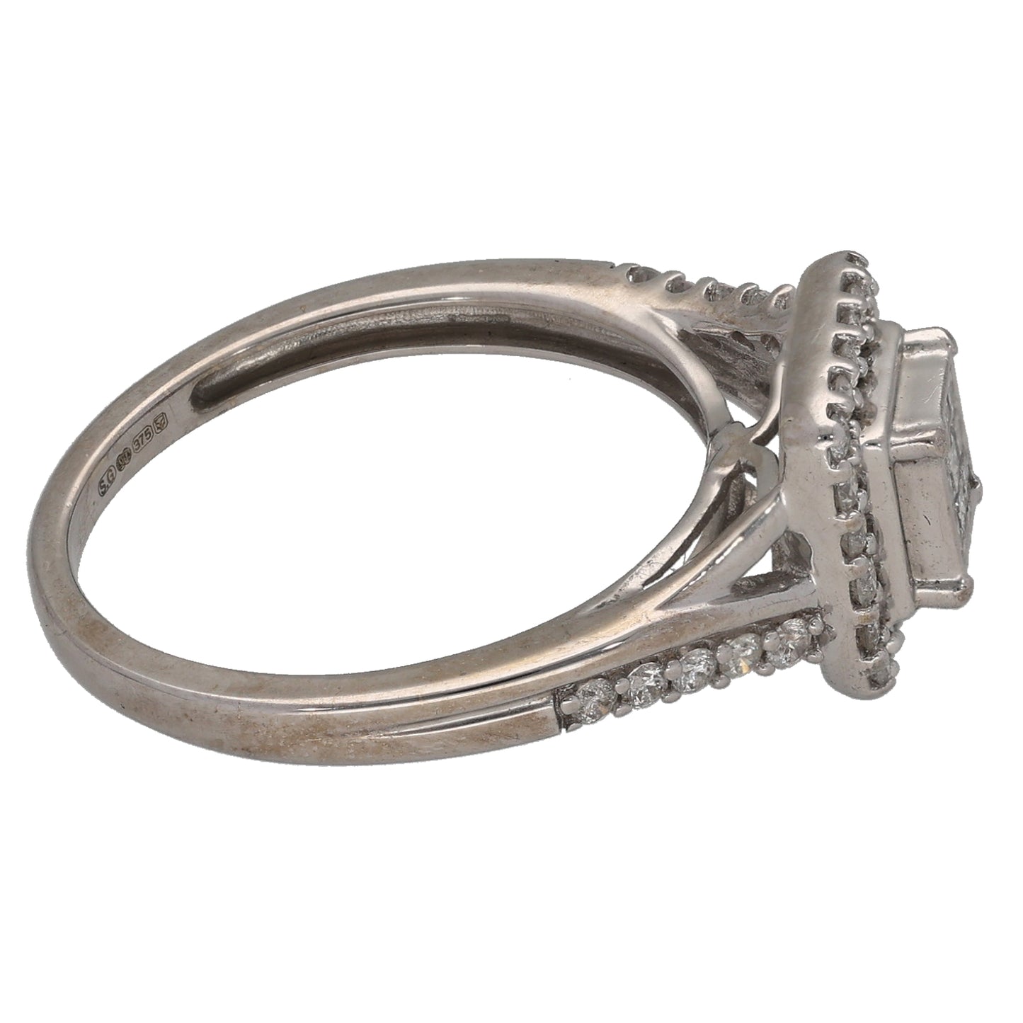 9ct White Gold 0.455ct Diamond Cluster Ring Size N