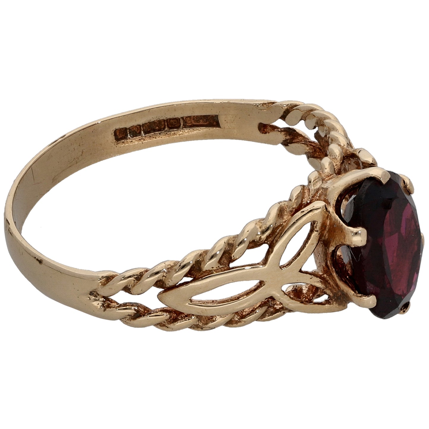 9ct Gold Garnet Single Stone Ring Size M