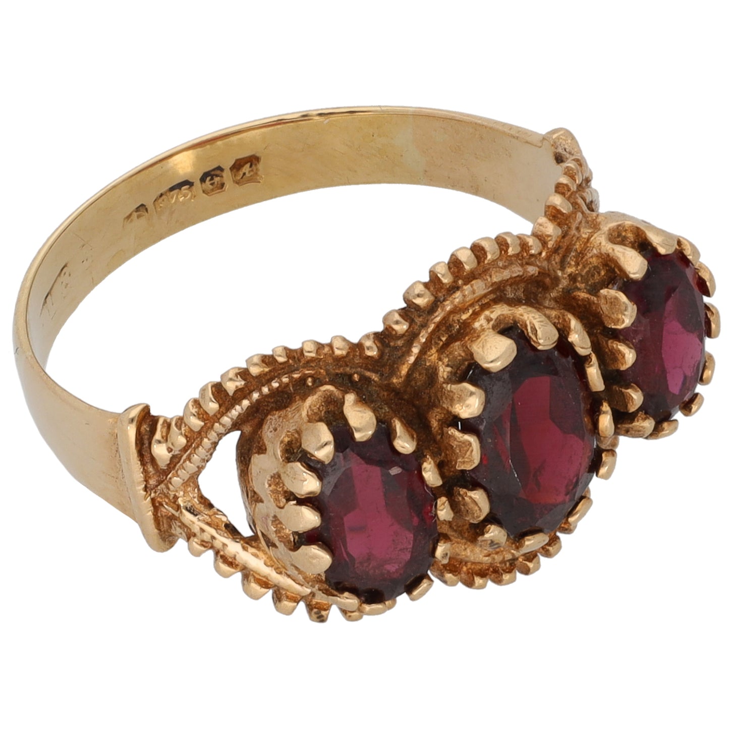 9ct Gold Garnet Three Stone Ring Size M