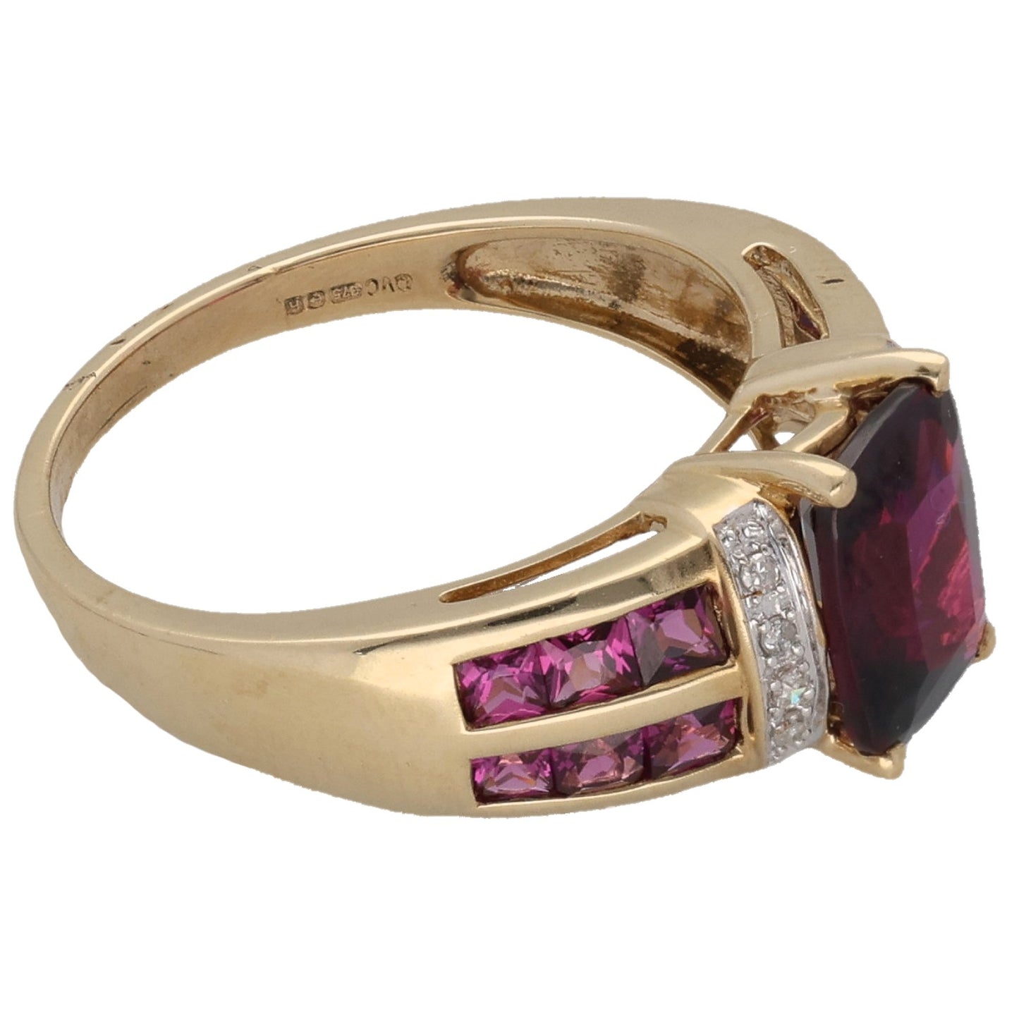 9ct Gold Garnet & 0.08ct Diamond Dress/Cocktail Ring Size P