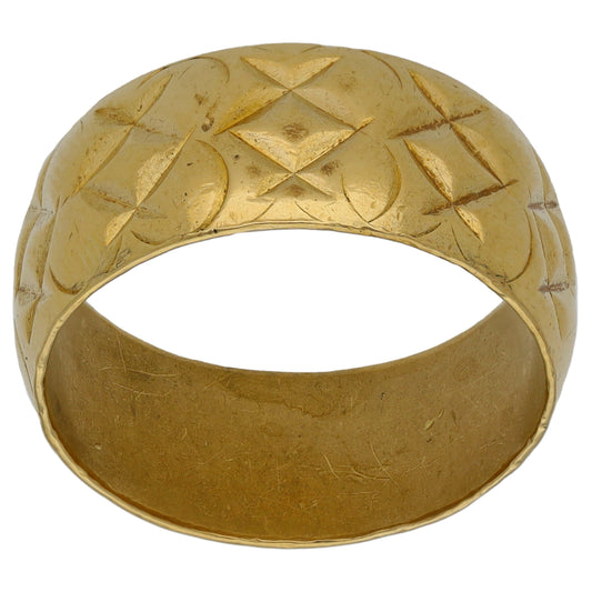 18ct Gold Patterned Wedding Ring Size O