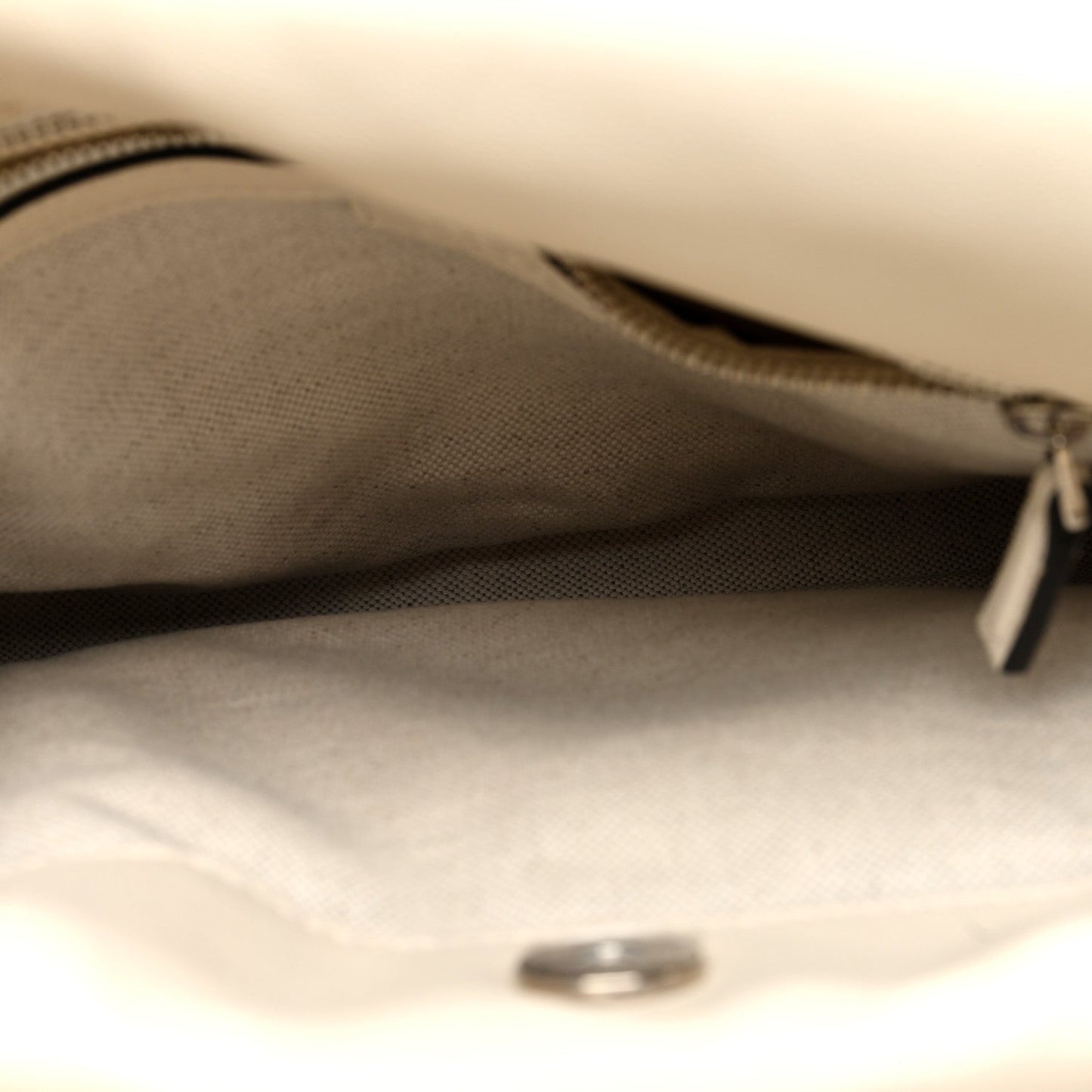 Gucci Blondie Tote Sakai Be Green Calfskin Leather Bag - Mystic White