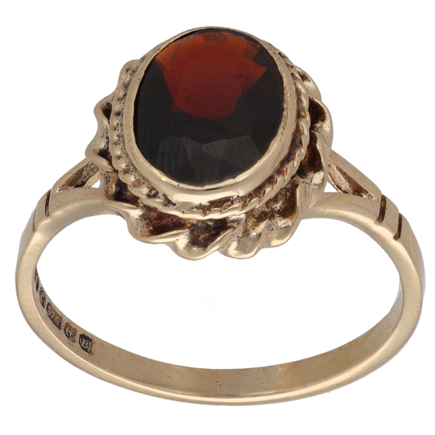 9ct gold ring with round garnet single stone in decorative bezel