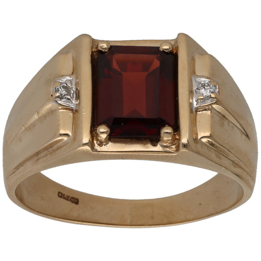 9ct Gold Garnet & 0.02ct Diamond Alternative Ring Size U