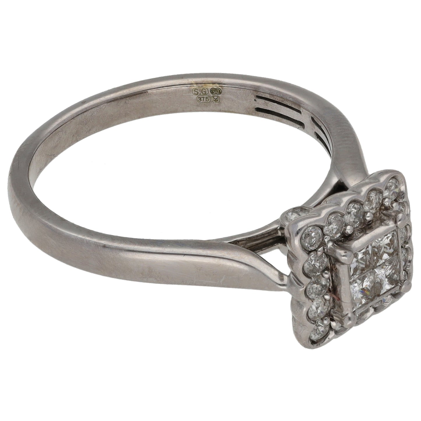 9ct White Gold 0.64ct Diamond Cluster Ring Size R