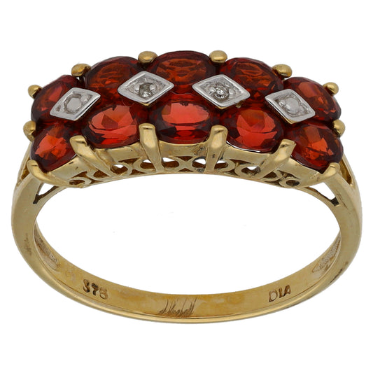 9ct Gold Garnet & 0.01ct Diamond Dress/Cocktail Ring Size P