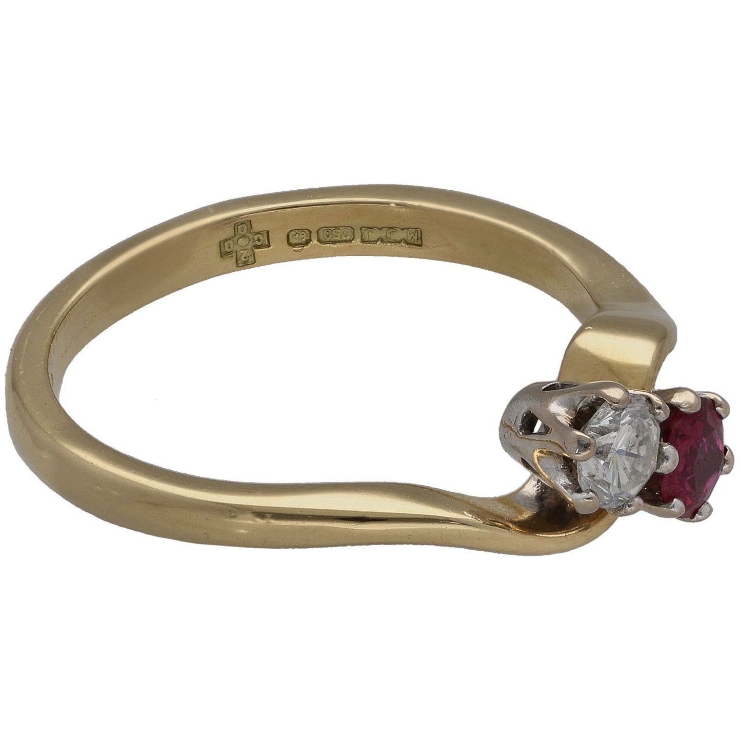 18ct Gold Ruby & 0.15ct Diamond Alternative Ring Size N