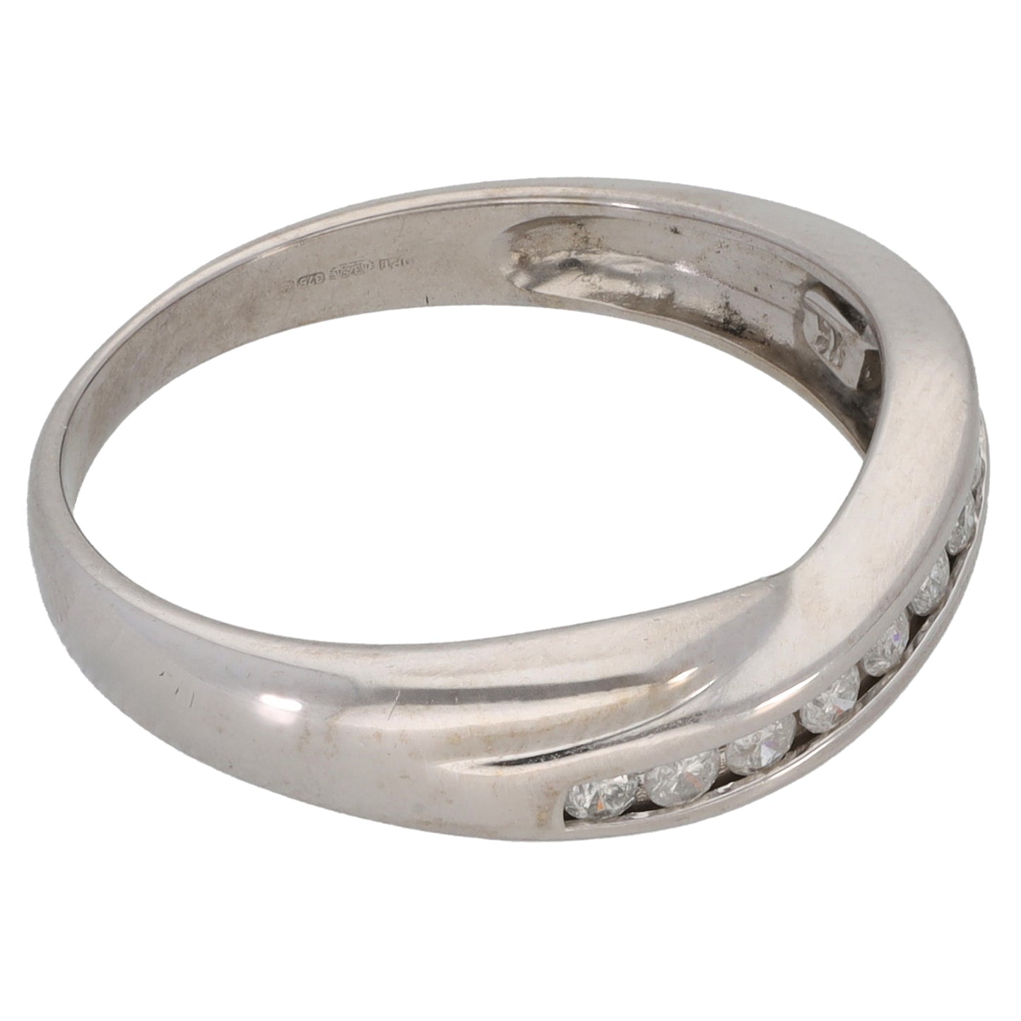 9ct White Gold 0.25ct Diamond Half Eternity Ring Size P