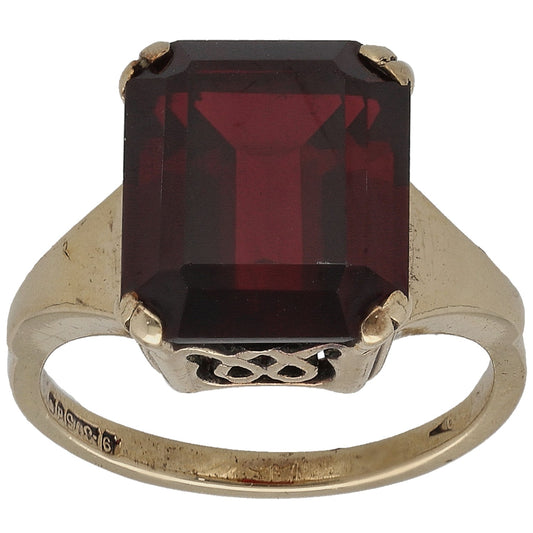 9ct Gold Man Made Ruby Single Stone Ring Size L