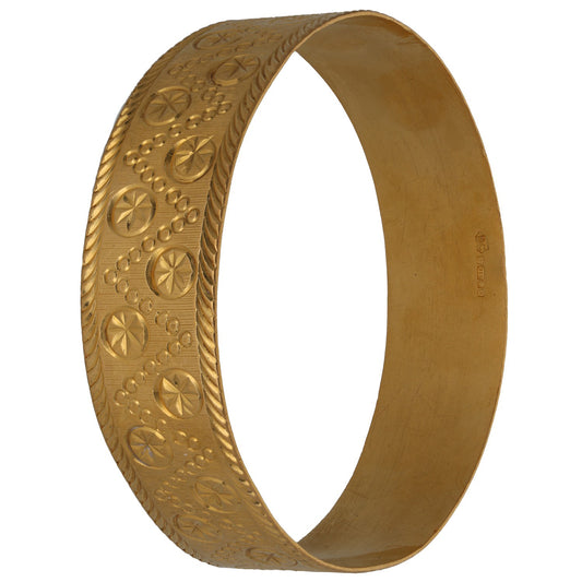22ct Gold Bangle