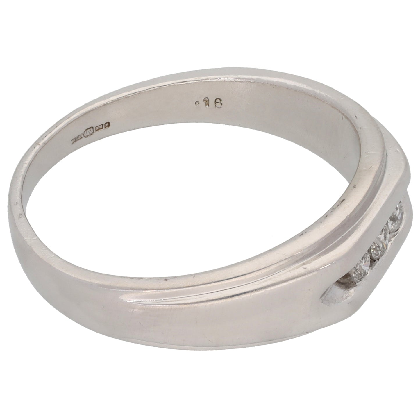 9ct White Gold 0.16ct Diamond Trilogy Ring Size W