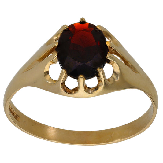 9ct Gold Garnet Single Stone Ring Size V