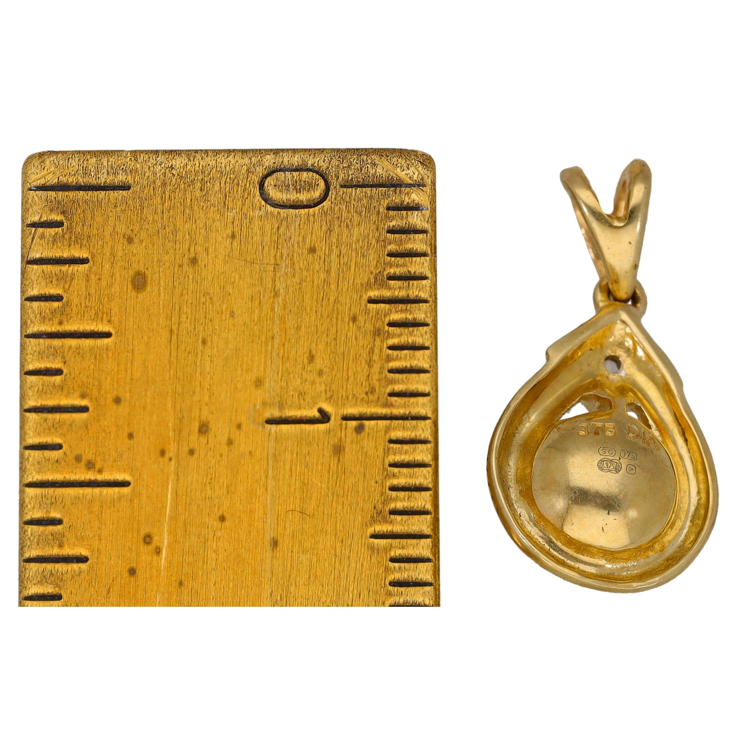 9ct Gold Cultured Pearl & 0.005ct Diamond Dress/Cocktail Pendant