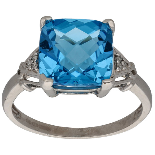 9ct White Gold Topaz & 0.03ct Diamond Single Stone Ring with Accent Stones Size O