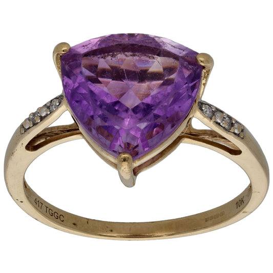 9ct Gold Amethyst & 0.02ct Diamond Single Stone Ring With Accents Size P