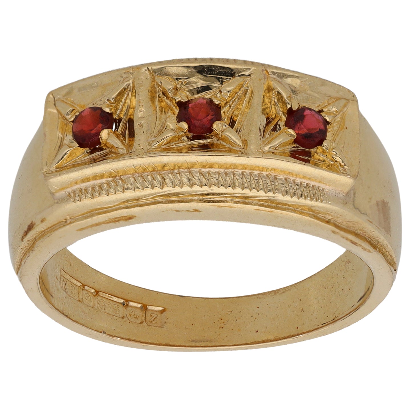 9ct Gold Garnet Three Stone Ring Size T