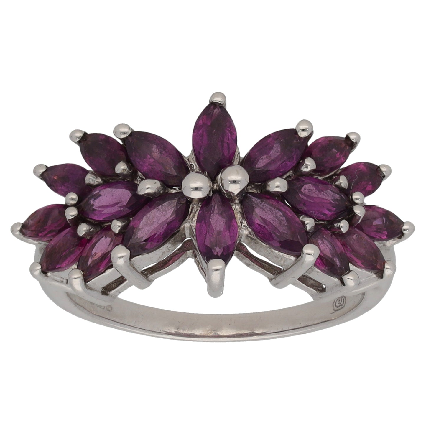 9ct White Gold Garnet Dress/Cocktail Ring Size N