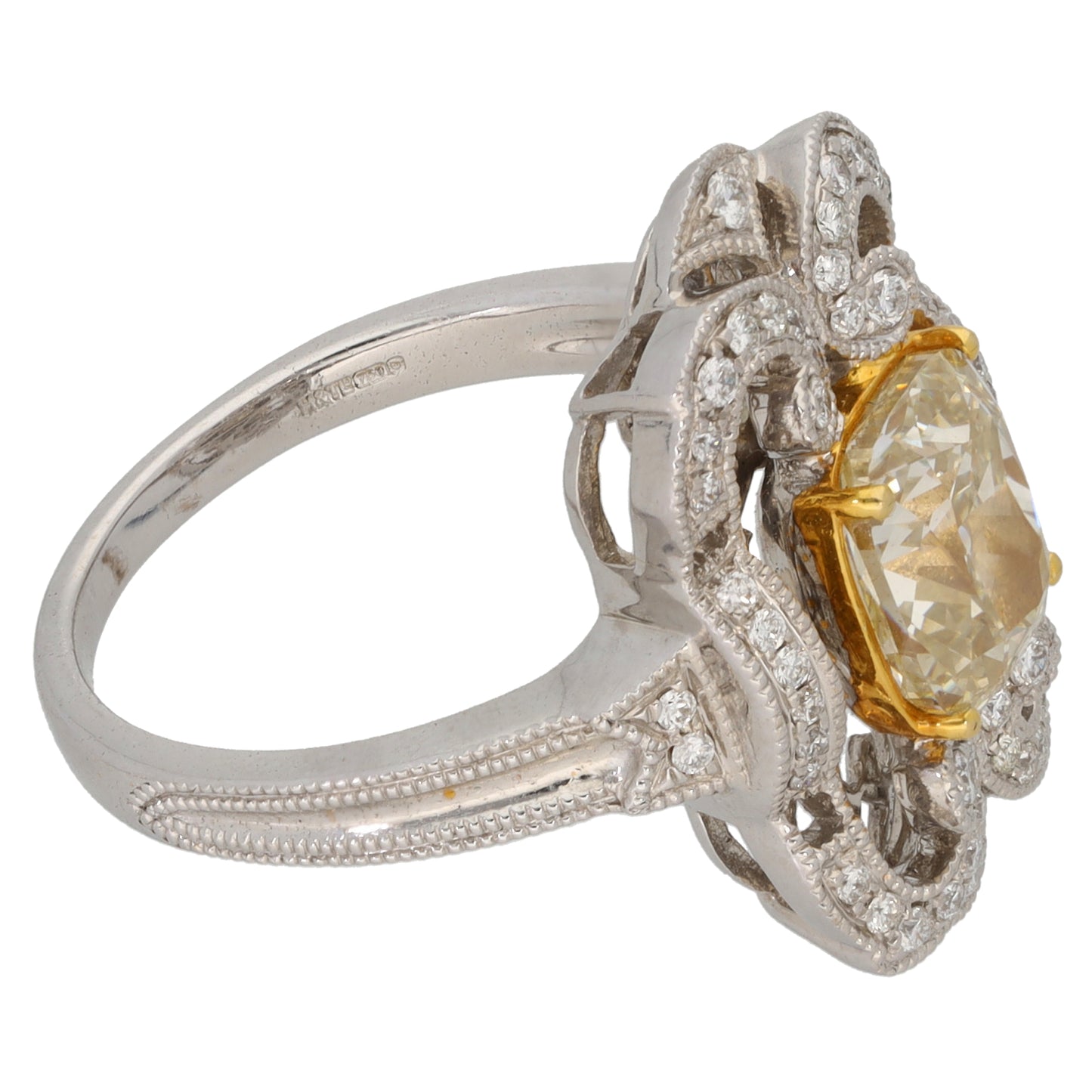 18ct Bicolour Gold 2.59ct Diamond Dress/Cocktail Ring Size O