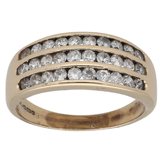 9ct Gold Cubic Zirconia Dress/Cocktail Ring Size Q