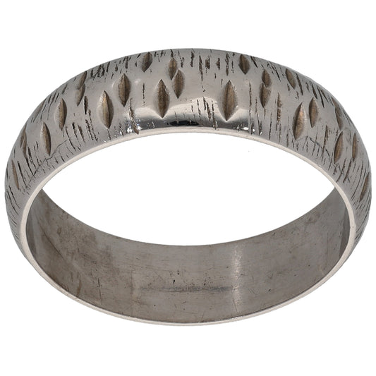 18ct White Gold Patterned Wedding Ring Size P