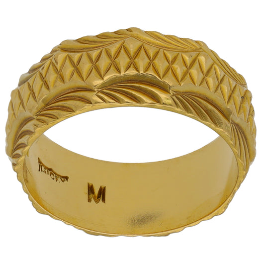 18ct Gold Patterned Wedding Ring Size M