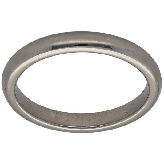 Plain platinum wedding ring band, smooth polished finish