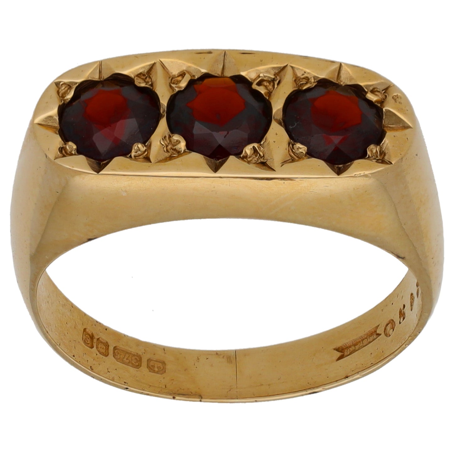 9ct Gold Garnet Three Stone Ring Size O