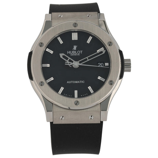 Hublot Classic Fusion 45mm Titanium, on back rubber strap, front image