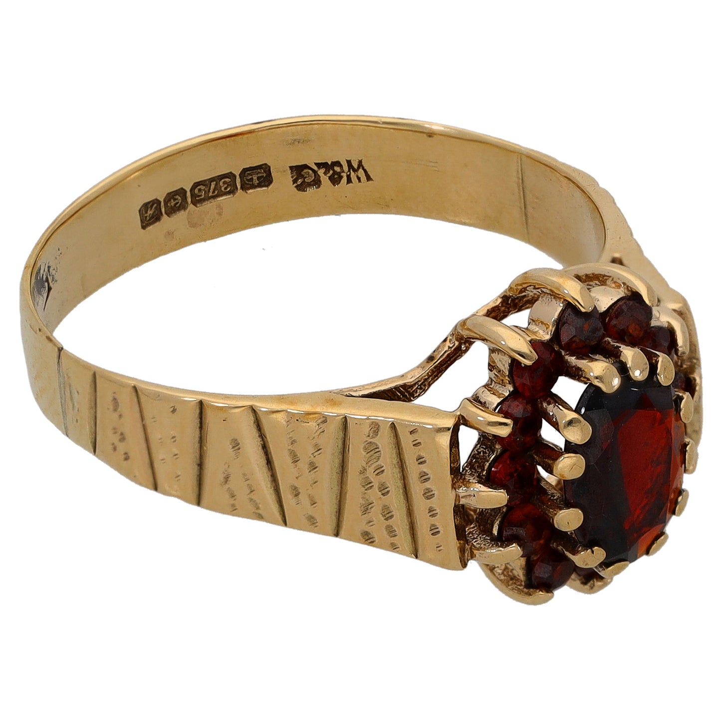 9ct Gold Garnet Dress/Cocktail Ring Size Q