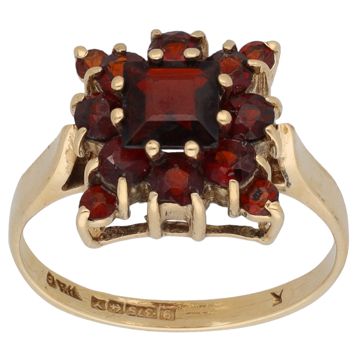 14ct Gold Garnet Dress/Cocktail Ring Size M