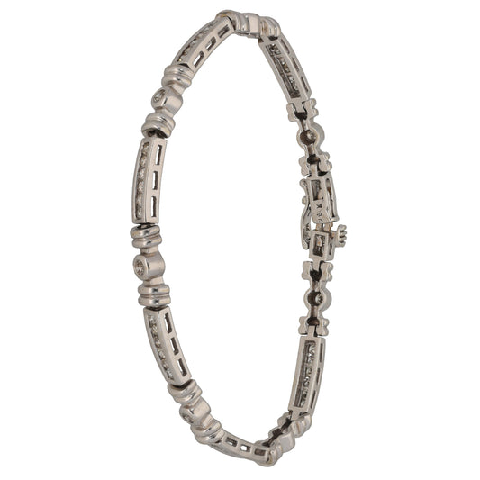 9ct White Gold 1.51ct Diamond Fancy Stone Set Bracelet